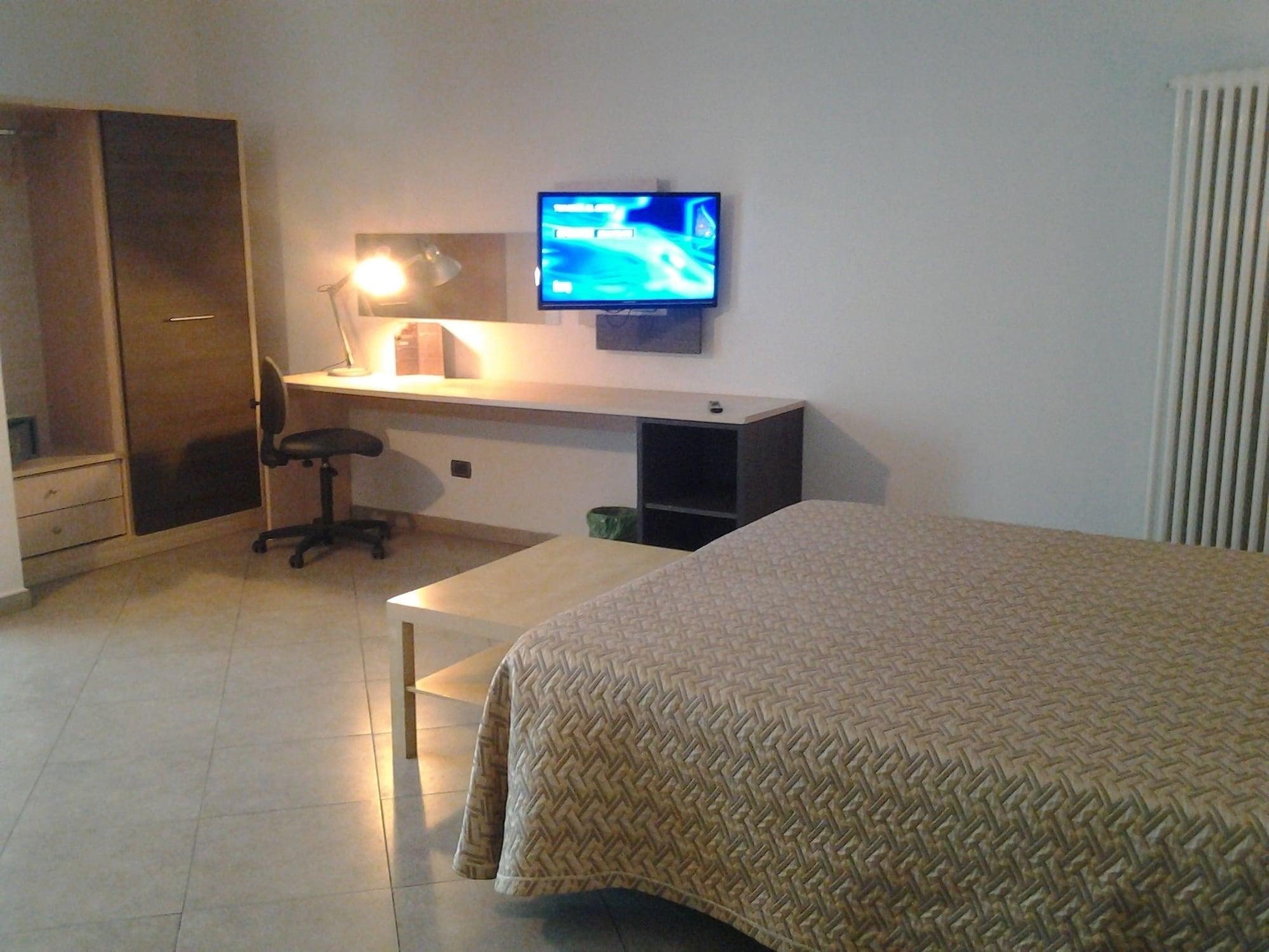 Hotel Lux 모데나 외부 사진